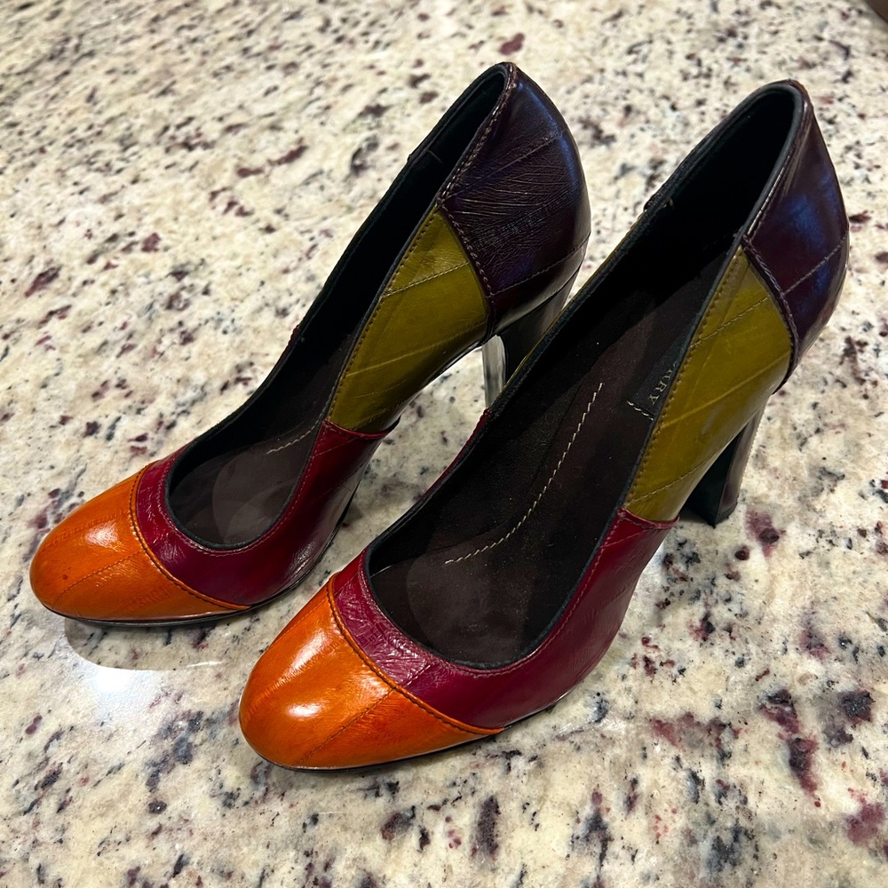 Burberry Multi Colored Pumps
